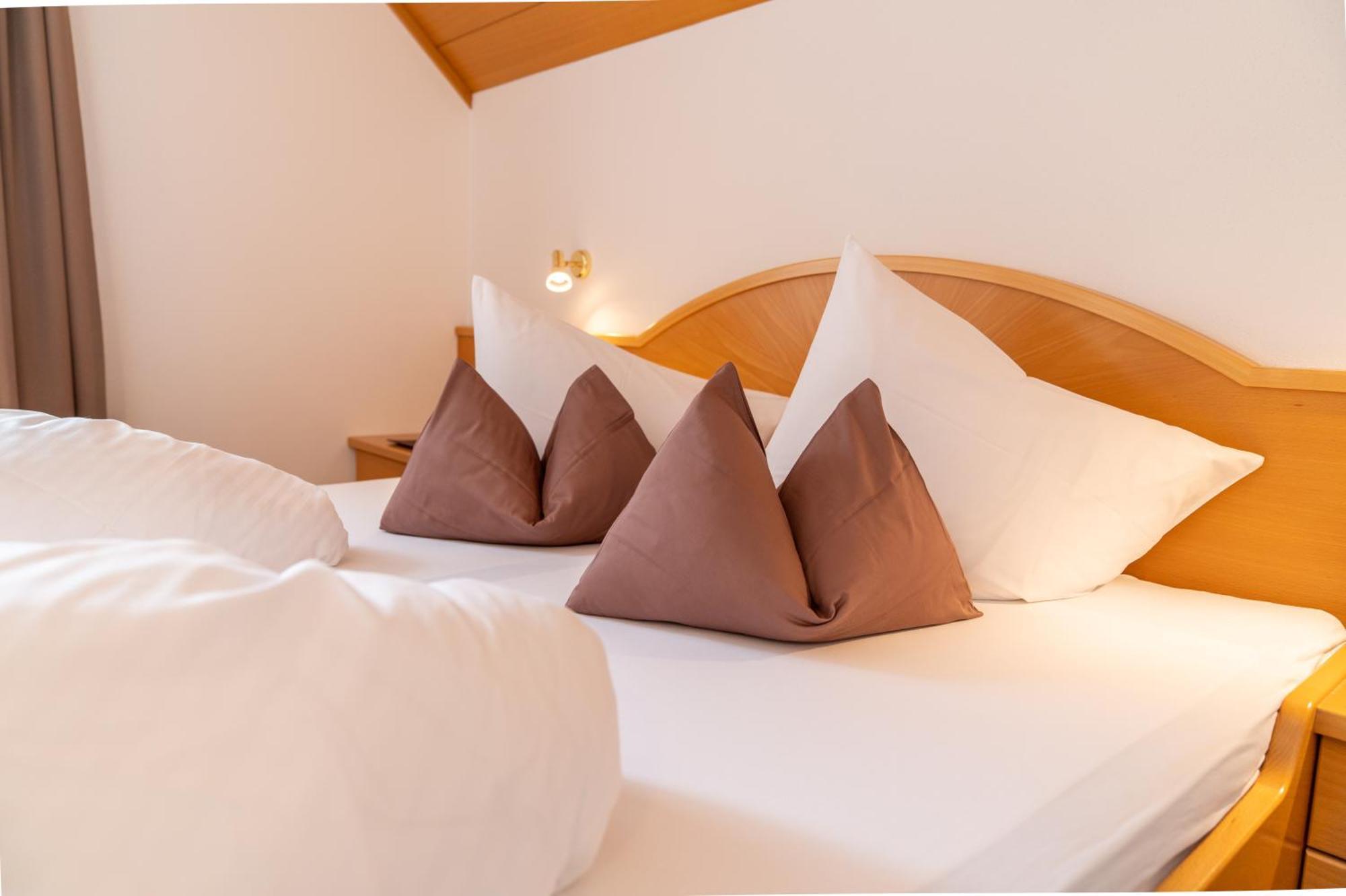 Hotel Christoph Olang Luaran gambar