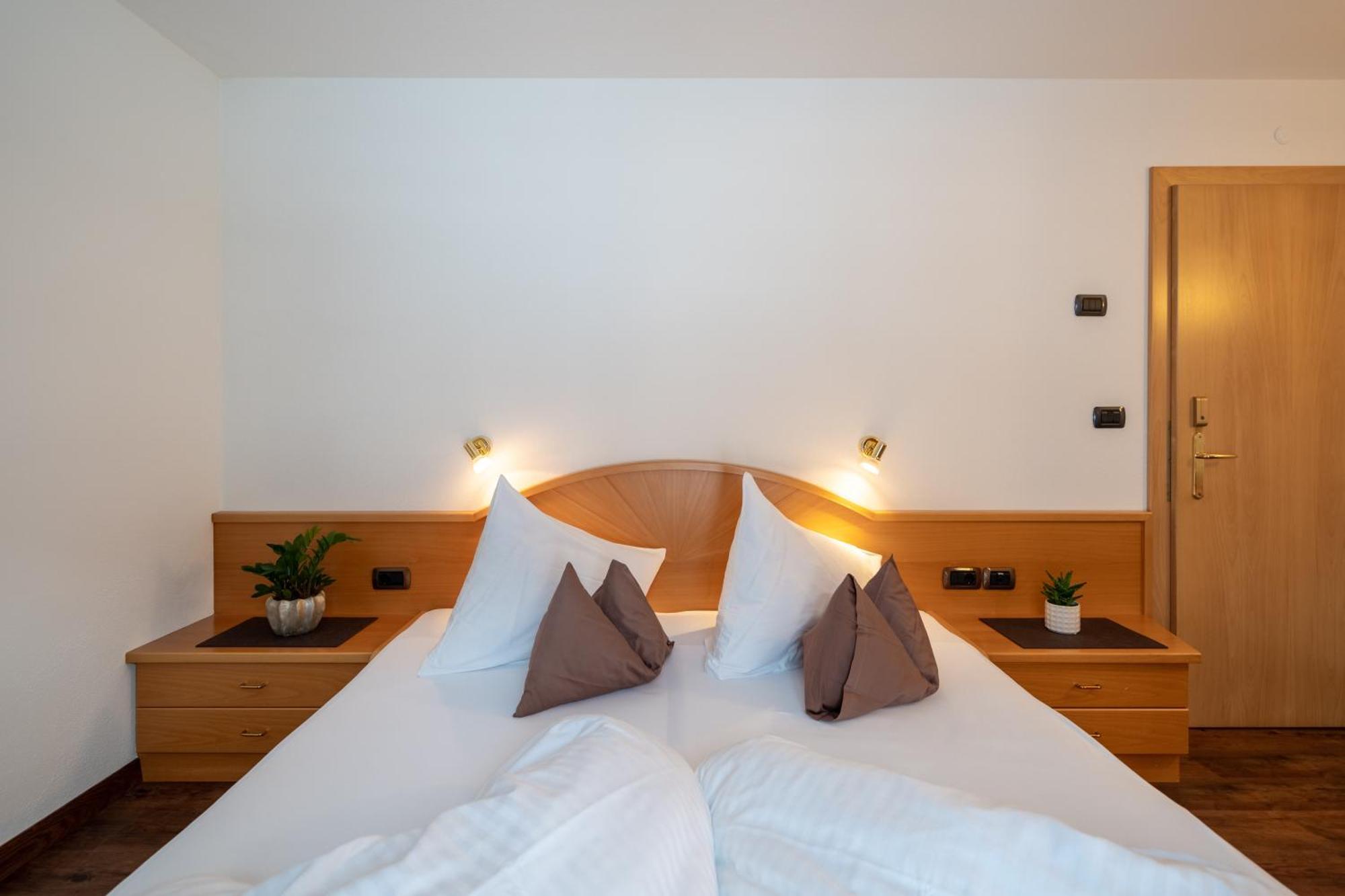 Hotel Christoph Olang Luaran gambar