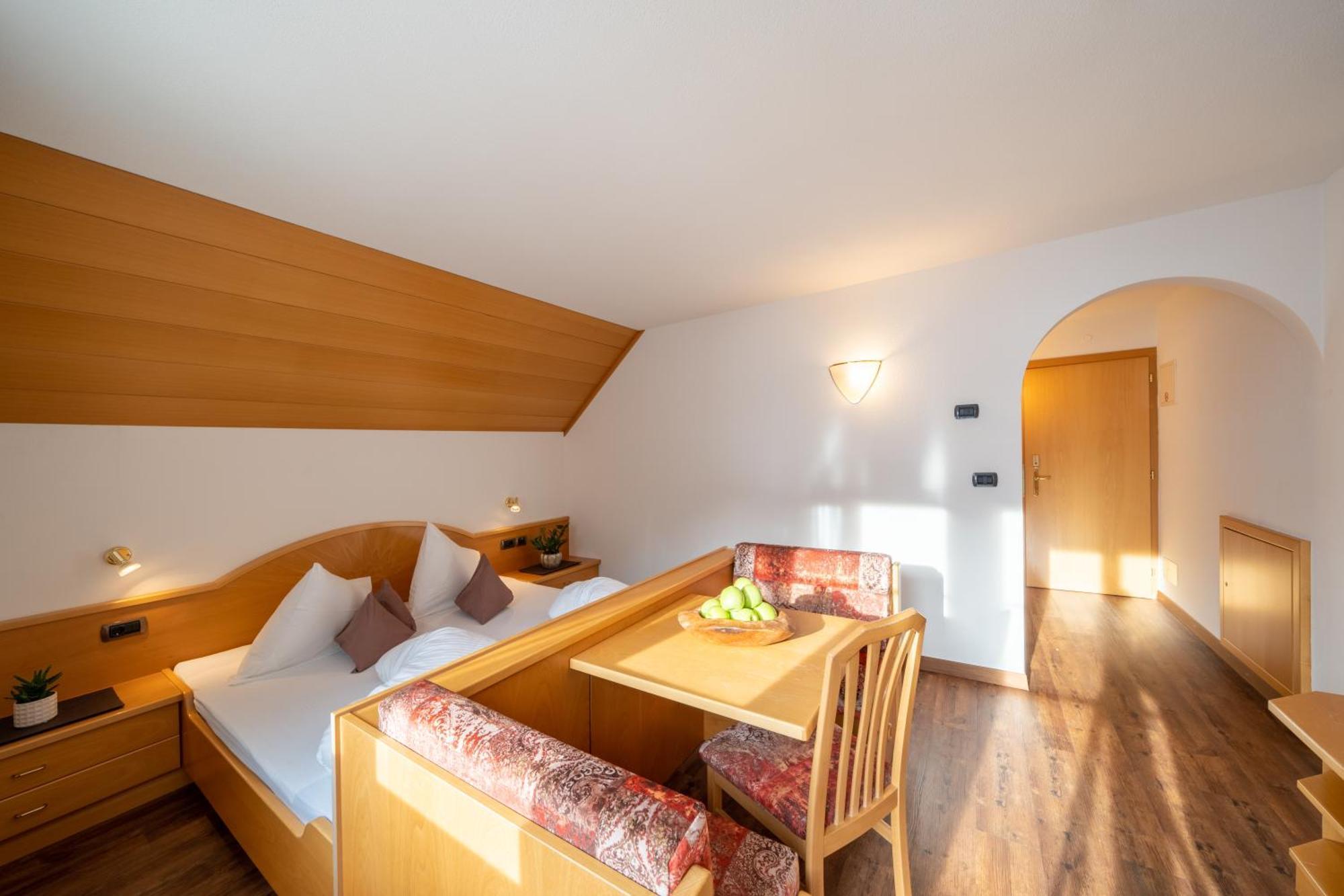 Hotel Christoph Olang Luaran gambar