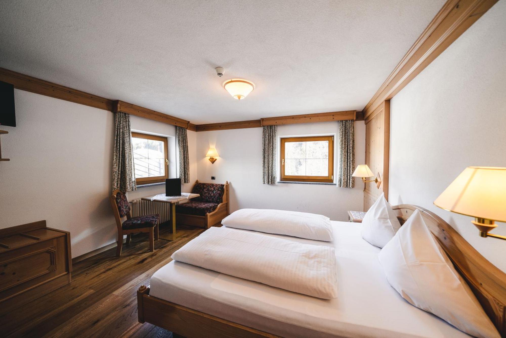 Hotel Christoph Olang Luaran gambar